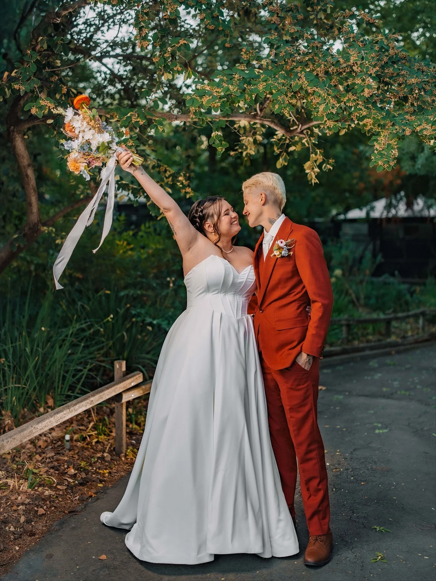 More photos from this wedding day 📸💍
.
.
#weddingphotographer #weddings #engagementphotographer #photographer #weddingphotos #napawedding #bayareaphotography #bayareawesdingphotographer #sacphotographer #sacengagmentphotographer