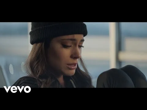 TINI, Sebastián Yatra - Oye