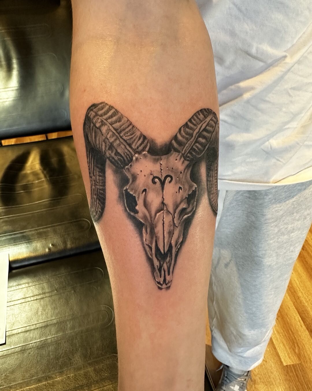 Aries #ramskull #sakredskinztattoostudio #tattoosbolton #shawnlegrow