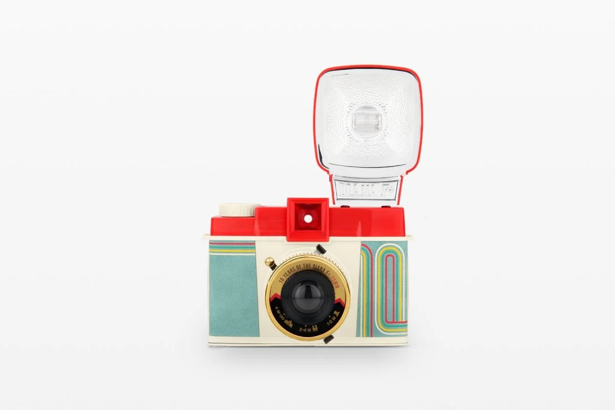 diana-f_-with-flash_10-years_front.jpg