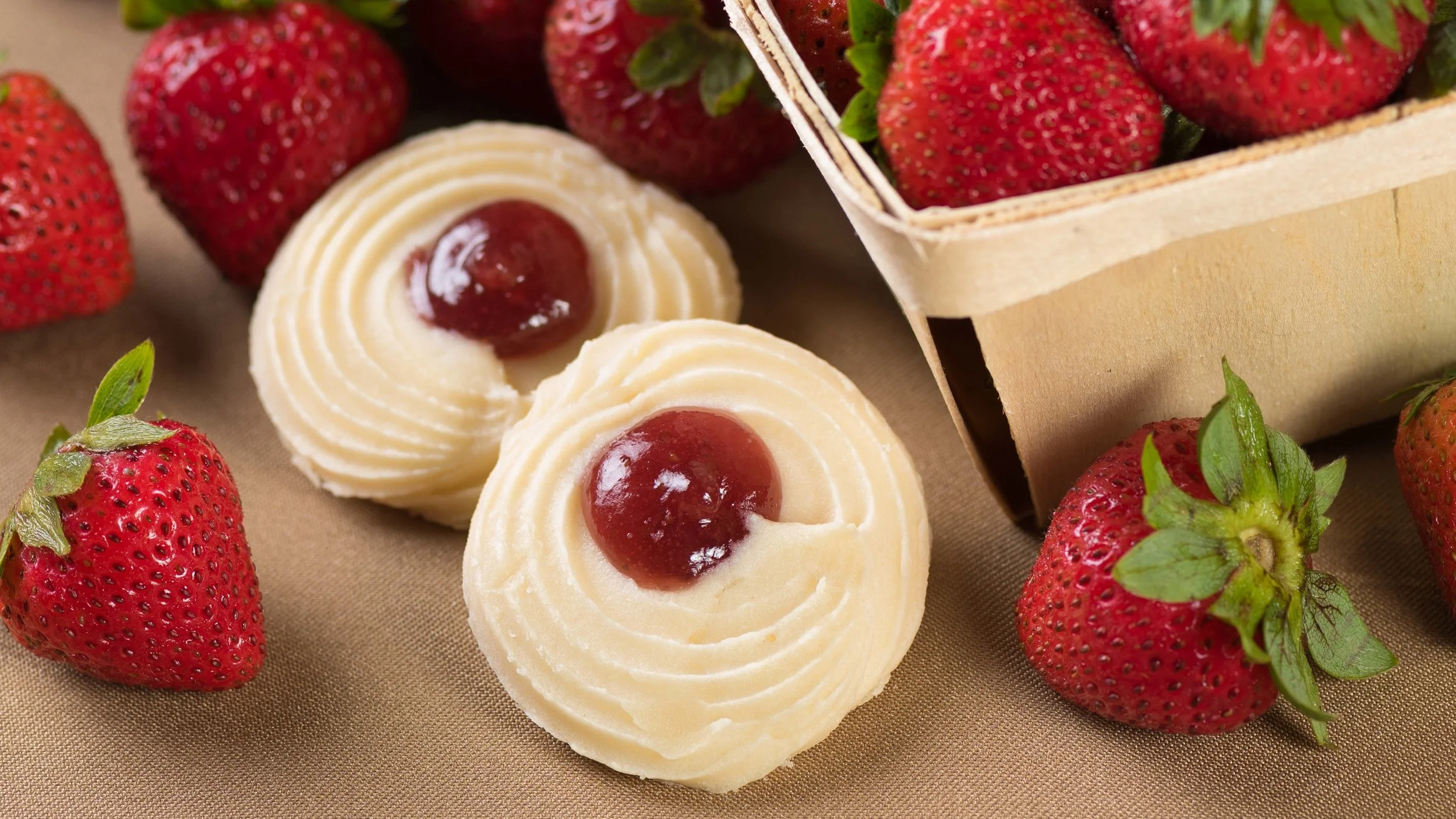 Strawberry Cheesecake Cookies-1.jpg