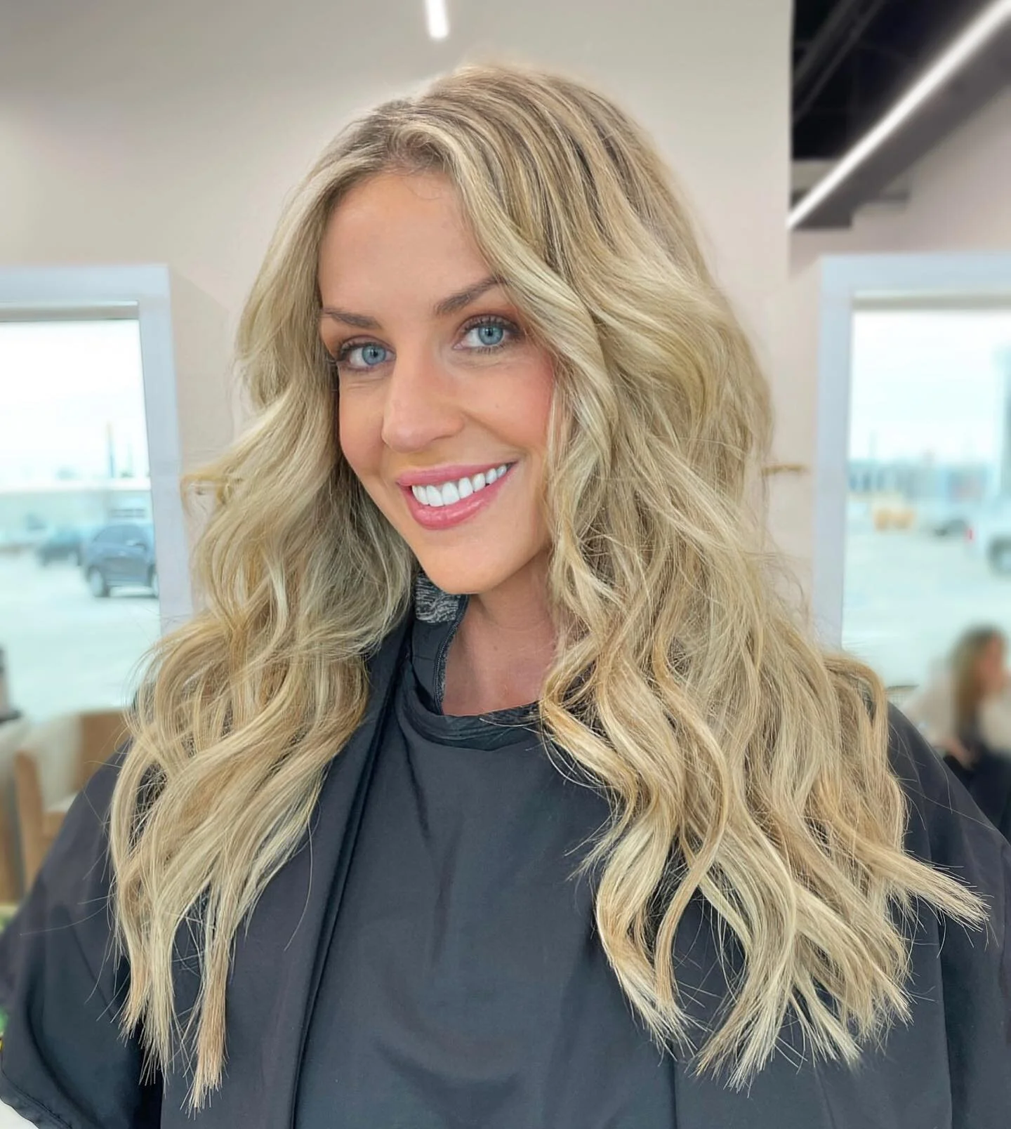 Brightened up my big sister&rsquo;s blonde and added in a fresh new set of 18&rdquo; TōNE extensions!