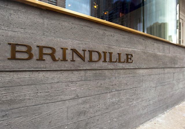 Stumped for last minute gift 🎁 ideas - a gift certificate from Brindille is just the ticket!&bull;
&bull;
Click link in profile for purchase.