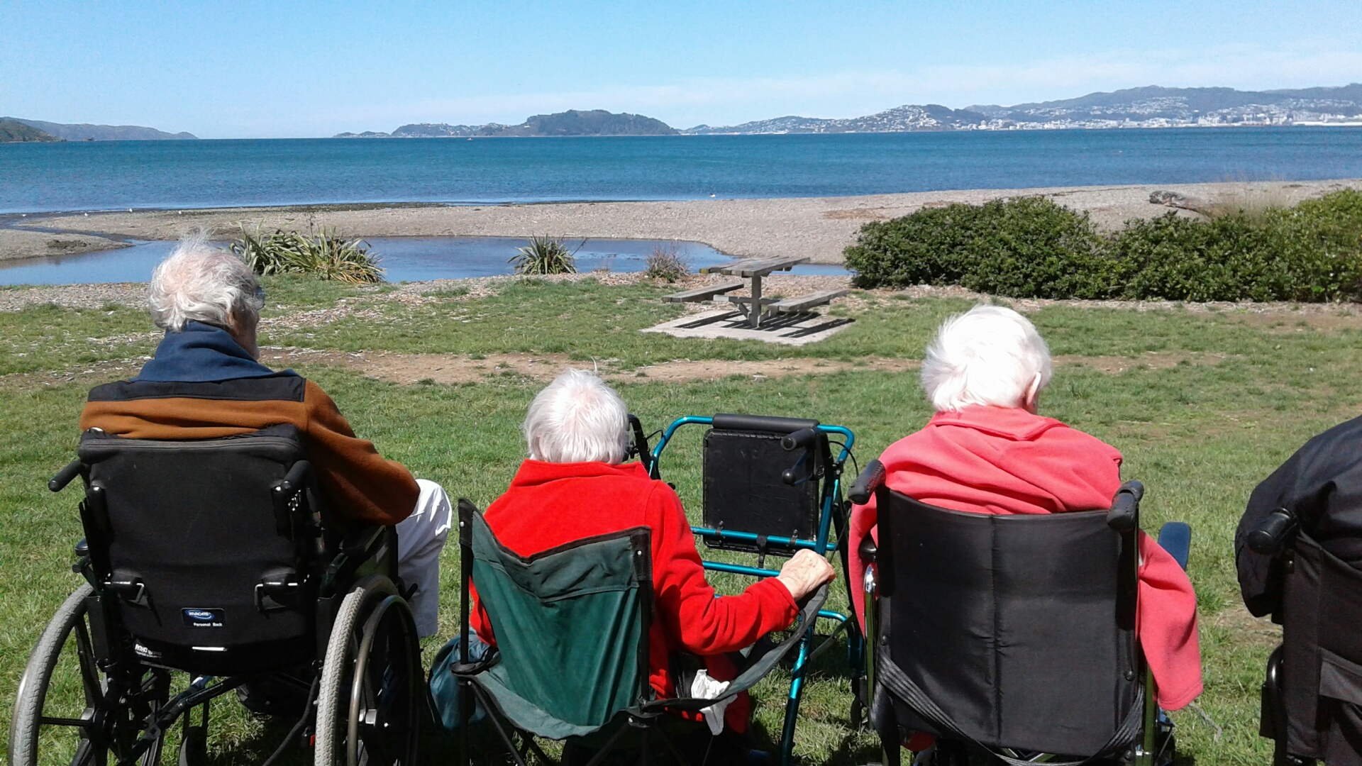 Steph & Laurie taking Vincentian Home residents to Petone beach for fish n’ chips.