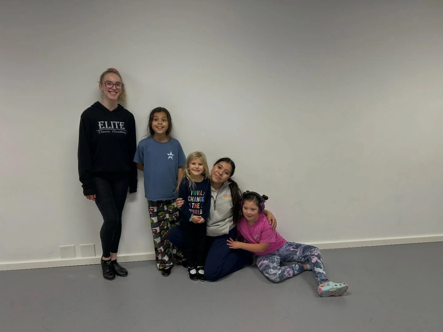 Classes started last week and we are so excited to be back!! 
.
.
#nolimitscreativearts#specialneedsdance#