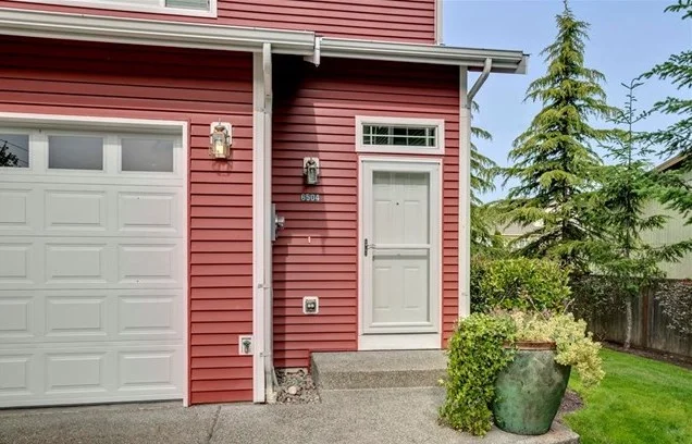 Listing ____________ SOLD Price $239,950 Puyallup, WA