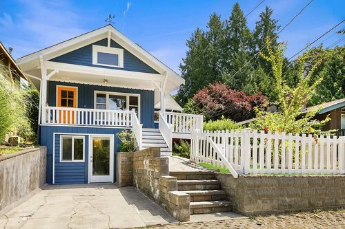 SELLER | SOLD PRICE $650,000 | WEST SEATTLE, WA