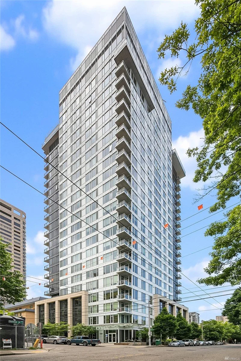 SELLER | SOLD PRICE $600,000  | SEATTLE, WA