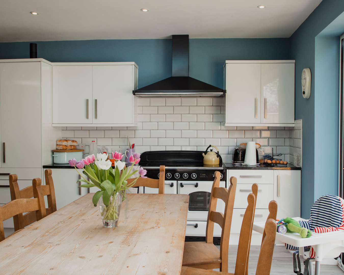 What Is the Perfect Fresh Interior for Spring?