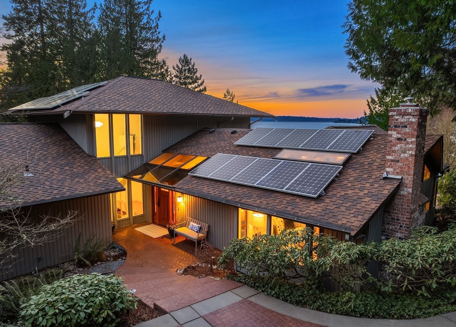 Listing | SOLD Price $3,750,000 | Mercer Island, WA