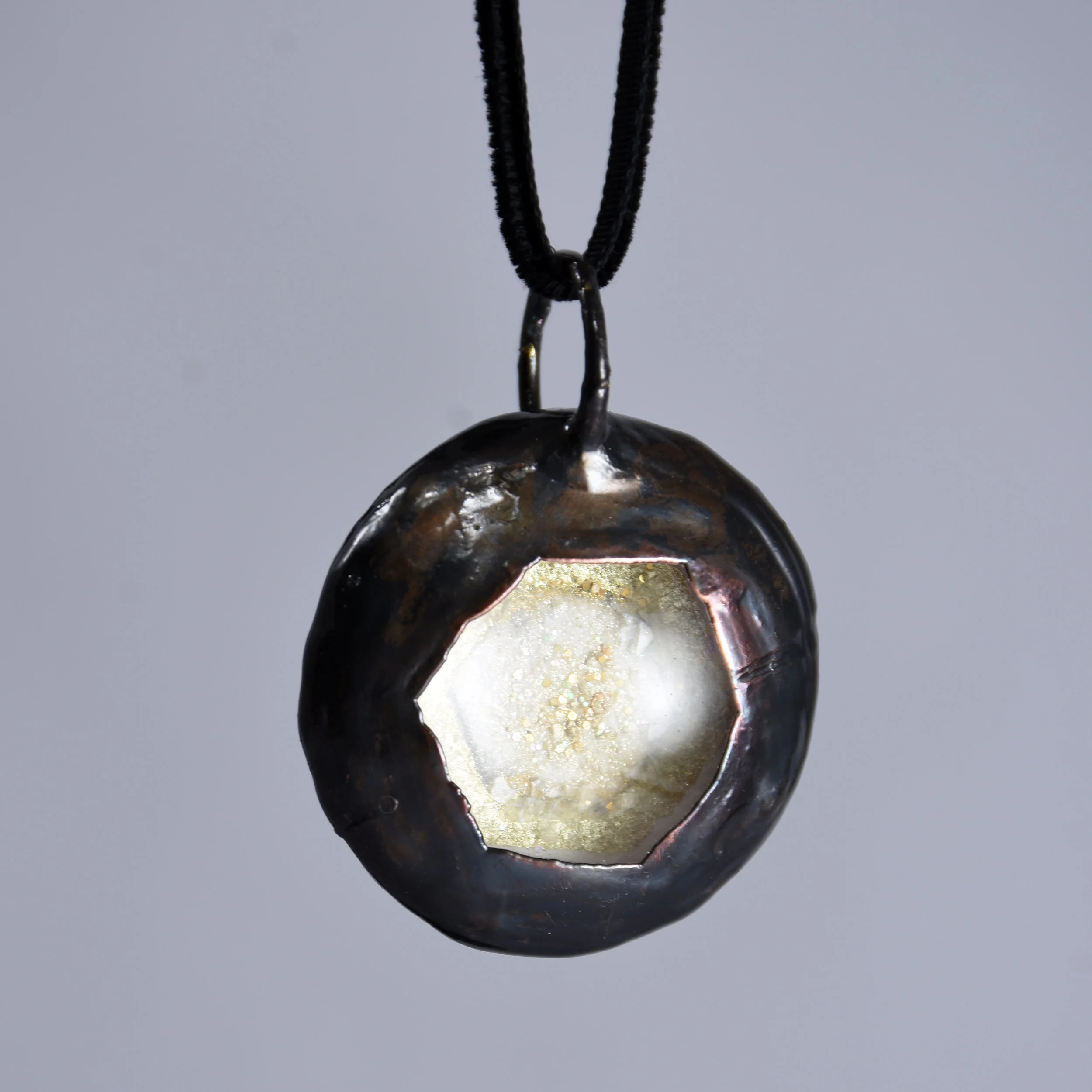pendant12.jpg