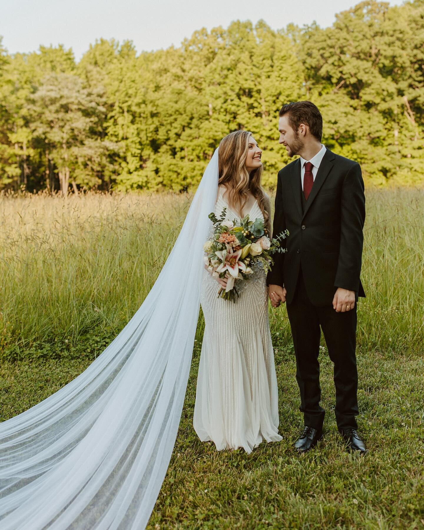 More from this special day! 🕊️🫶🏻
.
.
.
.
 #virginiaphotographer #weddingphotographer #virginiaweddingphotographer #virginiaweddings #virginiafamilyphotographer #virginiabeachfamilyphotographer #richmondweddingphotographer #virginiabride 
#richmond