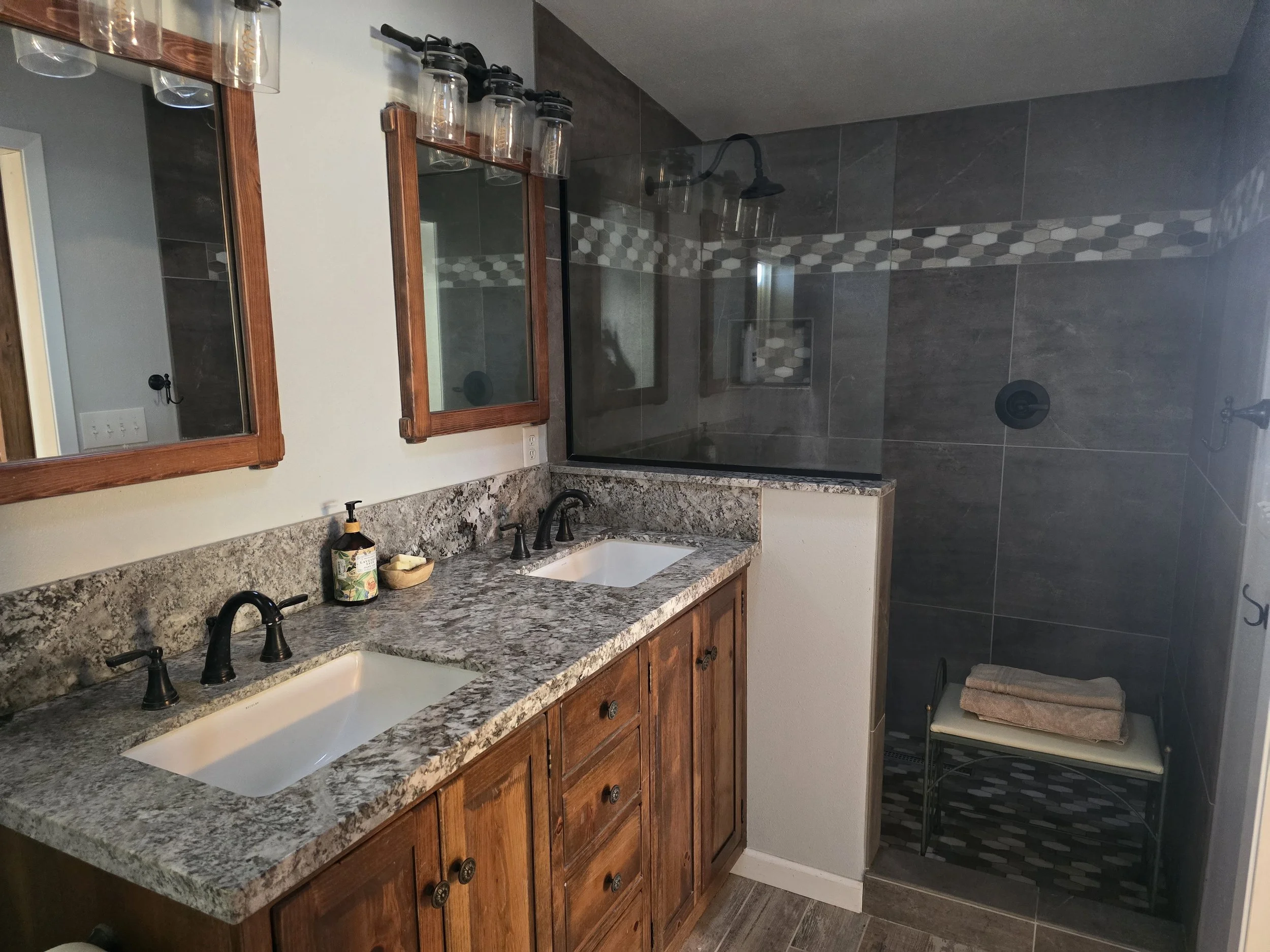 master bathroom2.jpg