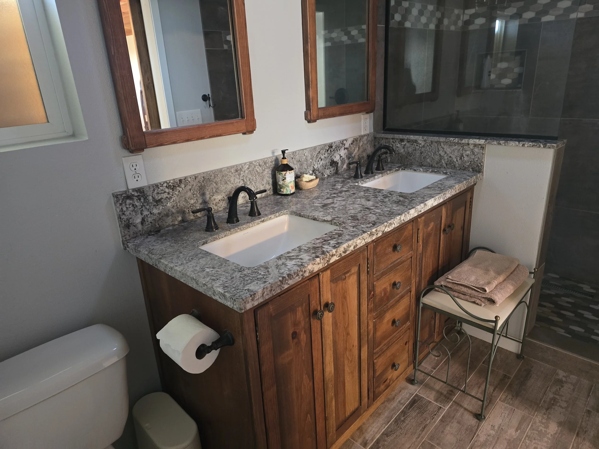 master bathroom3.jpg