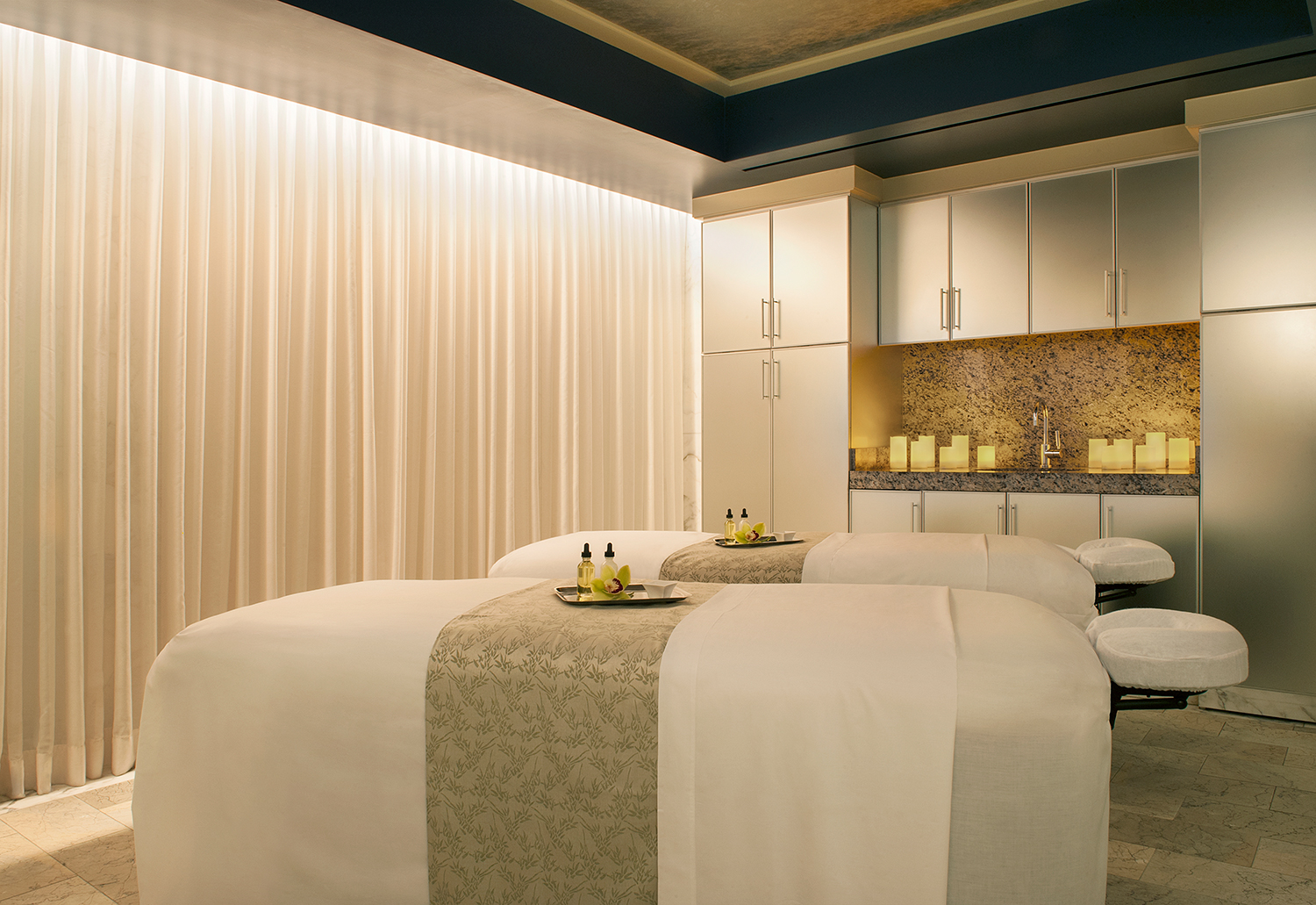 The-Peninsula-Beverly-Hills-Spa---Couples-Massage-Room.jpg