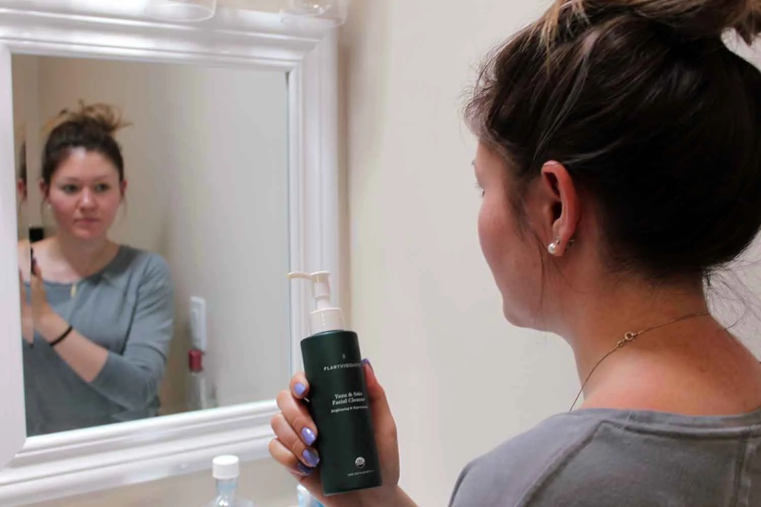 Tara Palty tries Plantioxidants Rejuvenating Cleanser and Brightening Treatment.