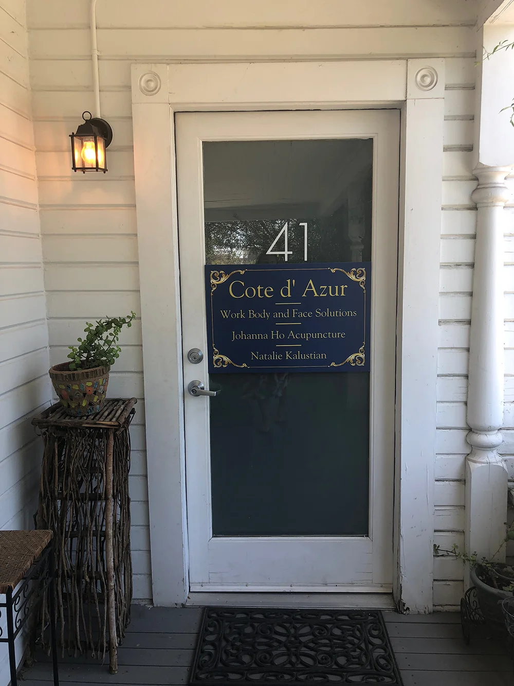The welcoming front entrance.