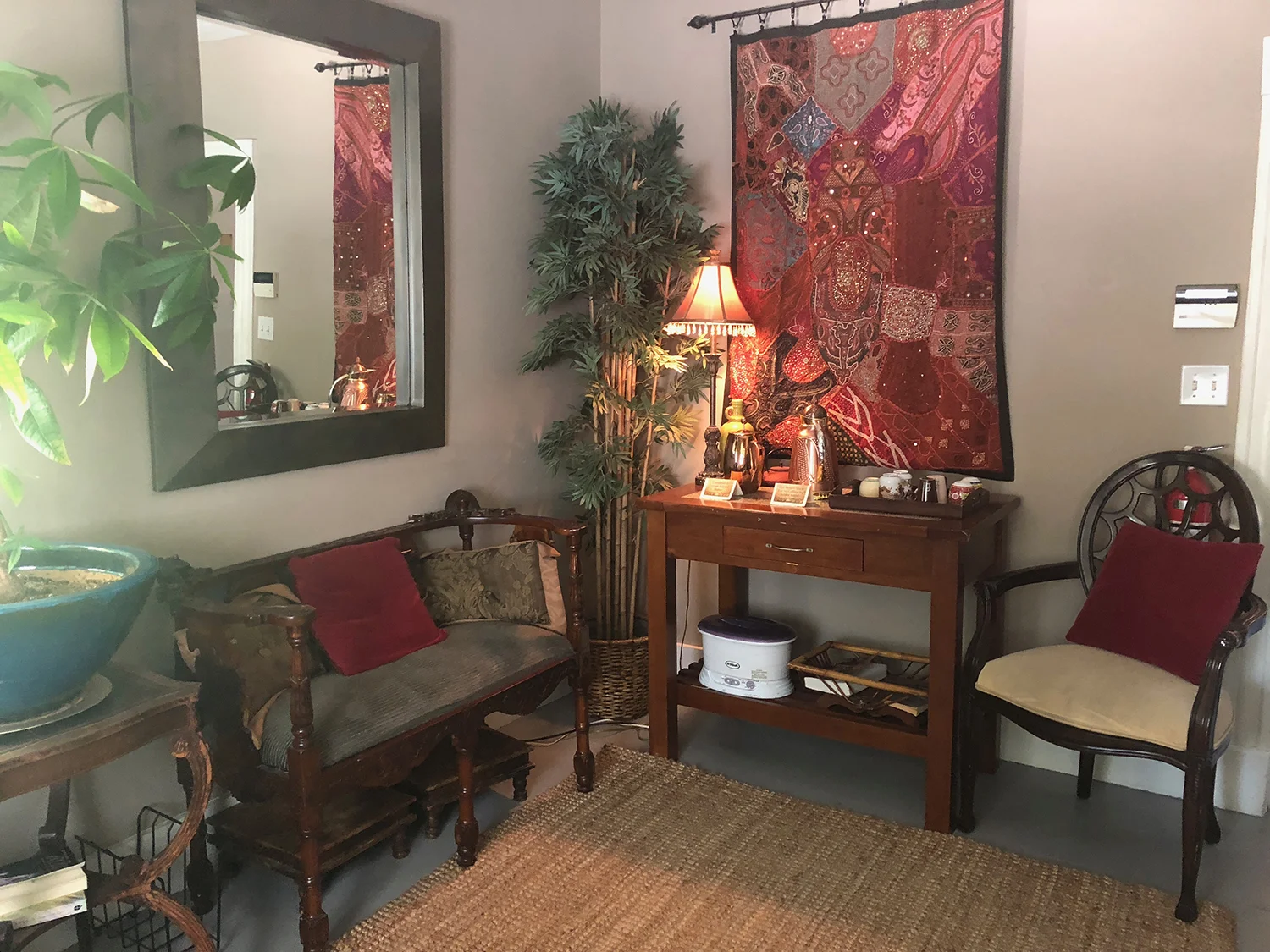 The spa's comfortable lounge where guests can also receive foot soaks.