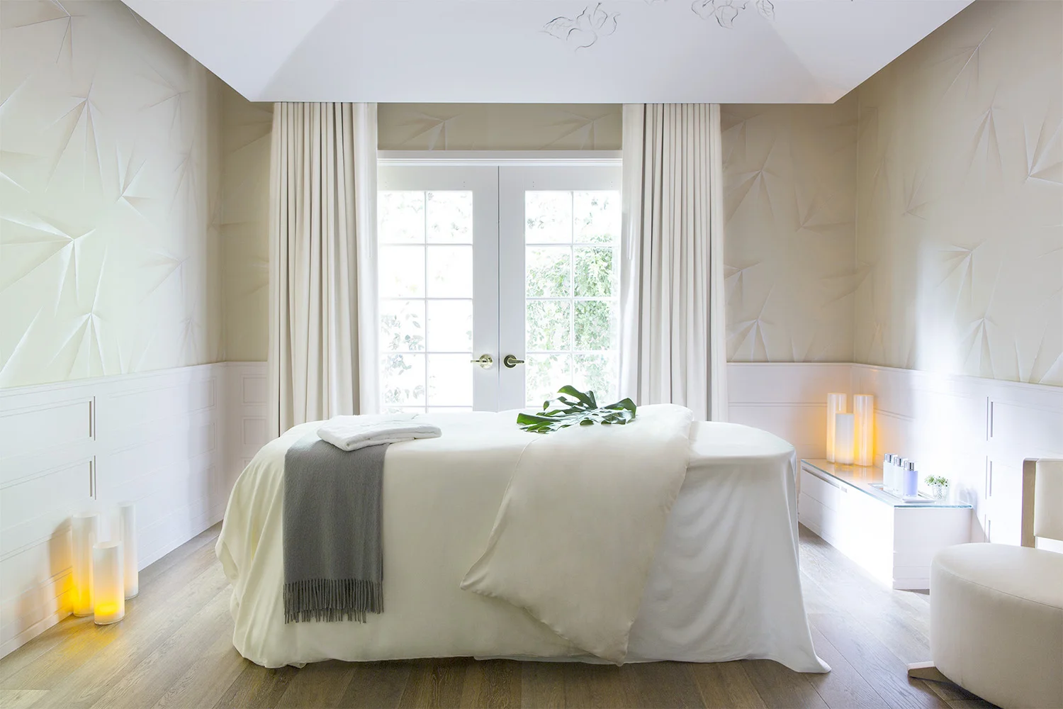 Spa Review: We Tried Hotel Bel-Air Spa's Bee-Inspired Facial by Valmont