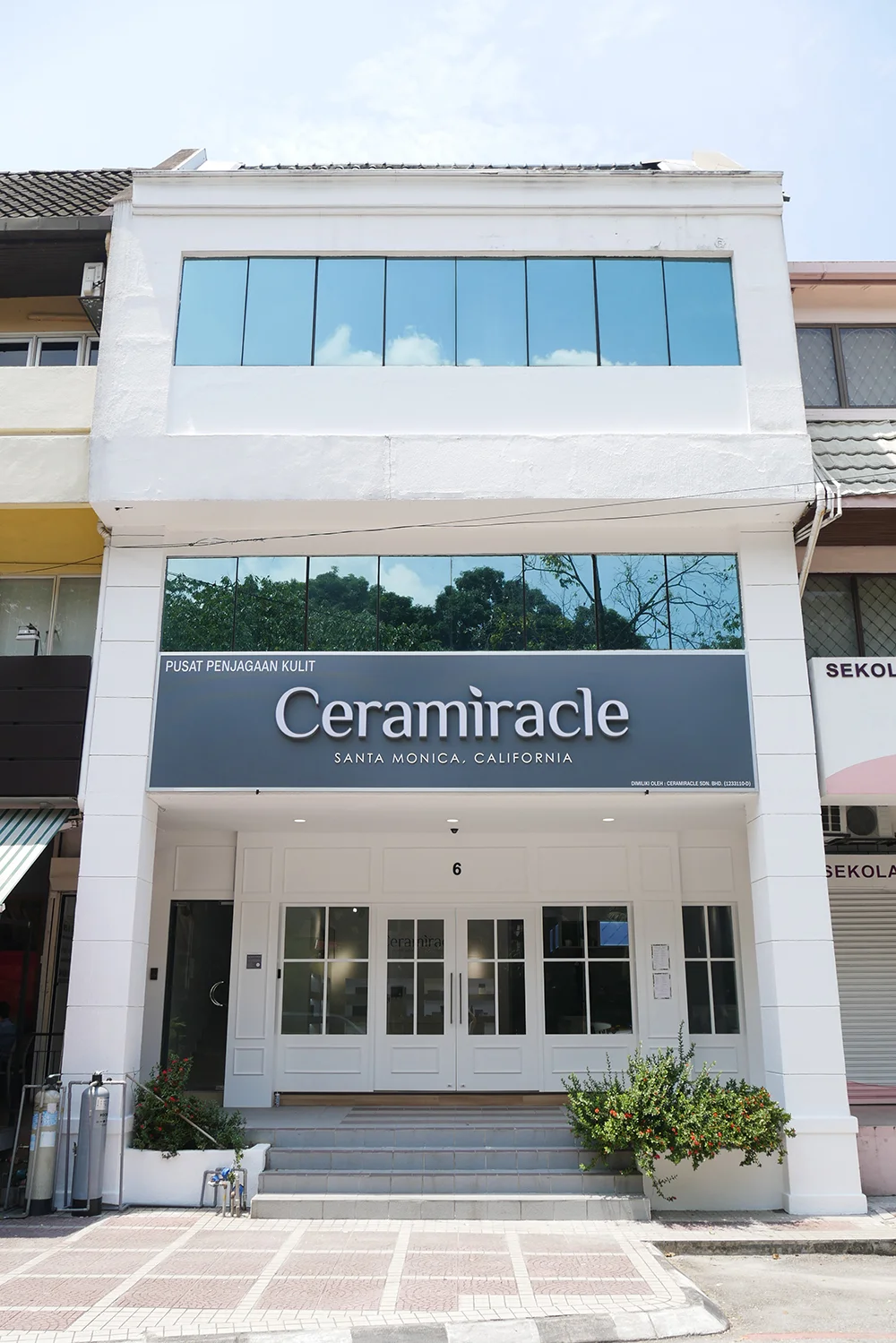 Ceramiracle Opens World's First Ageless Cafe in Asia