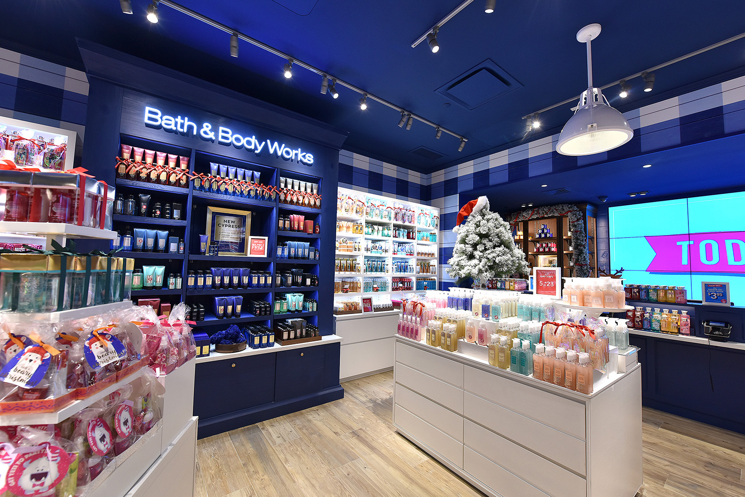 bath and body works store