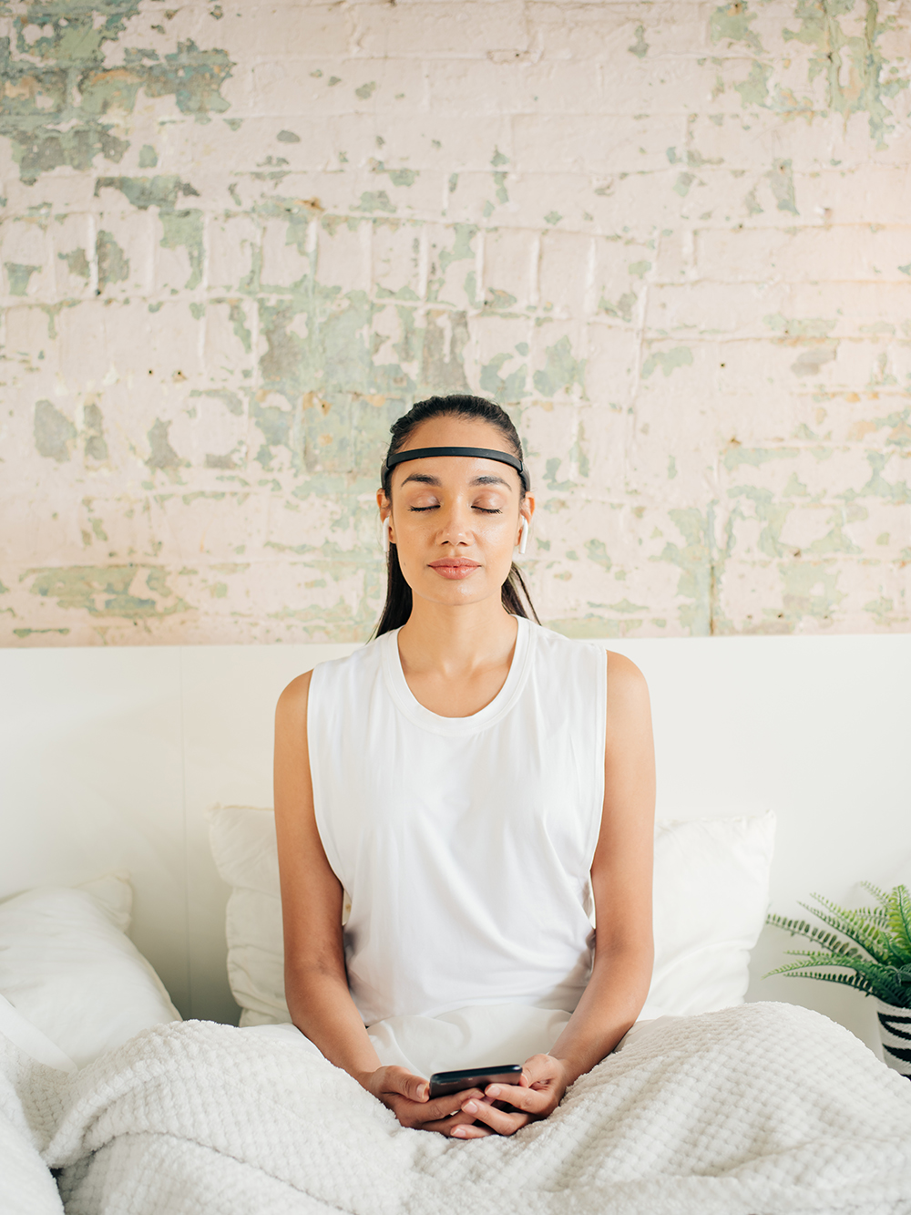 Make Meditation Easy With the Muse 2 Headband