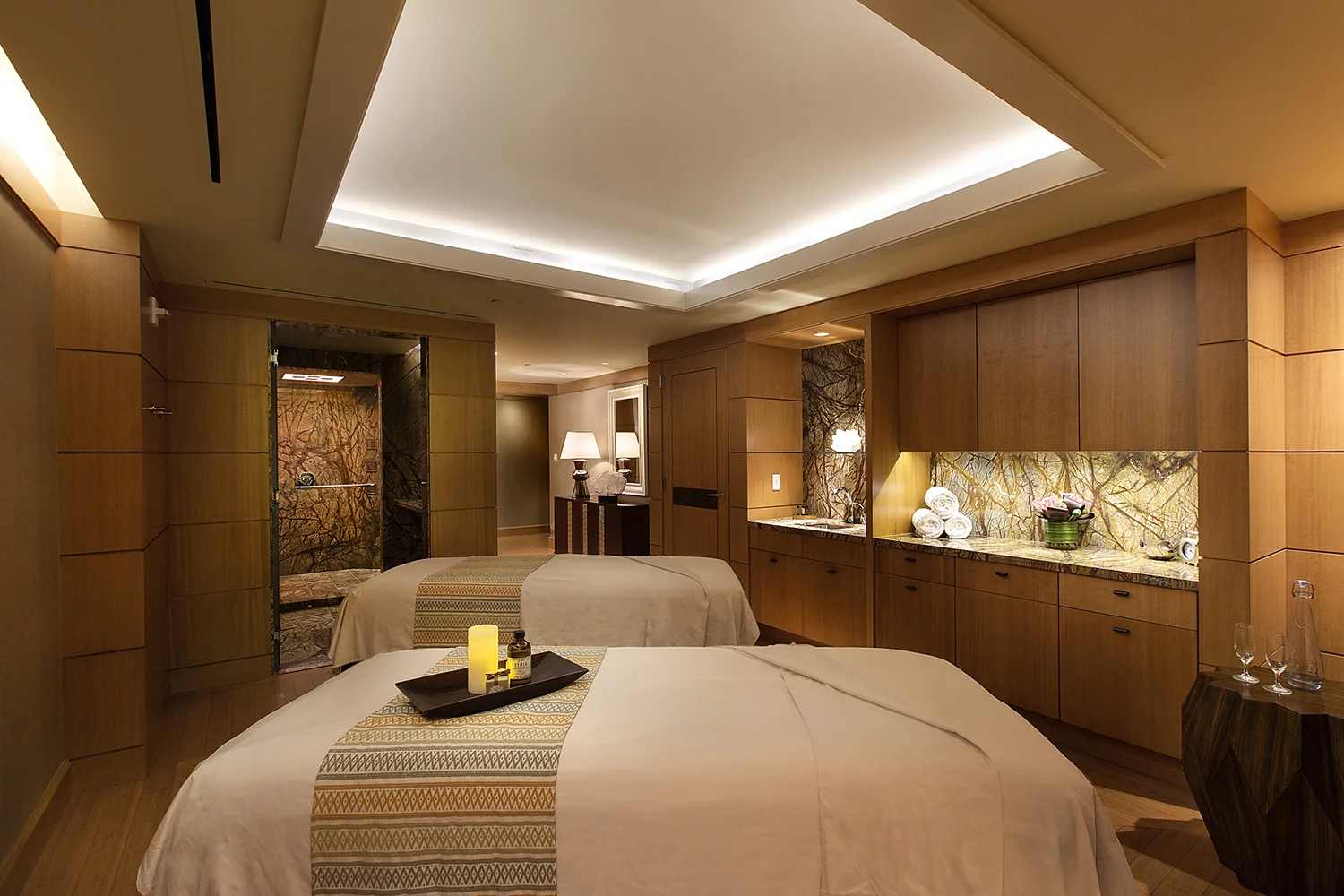 The couples’ treatment room.