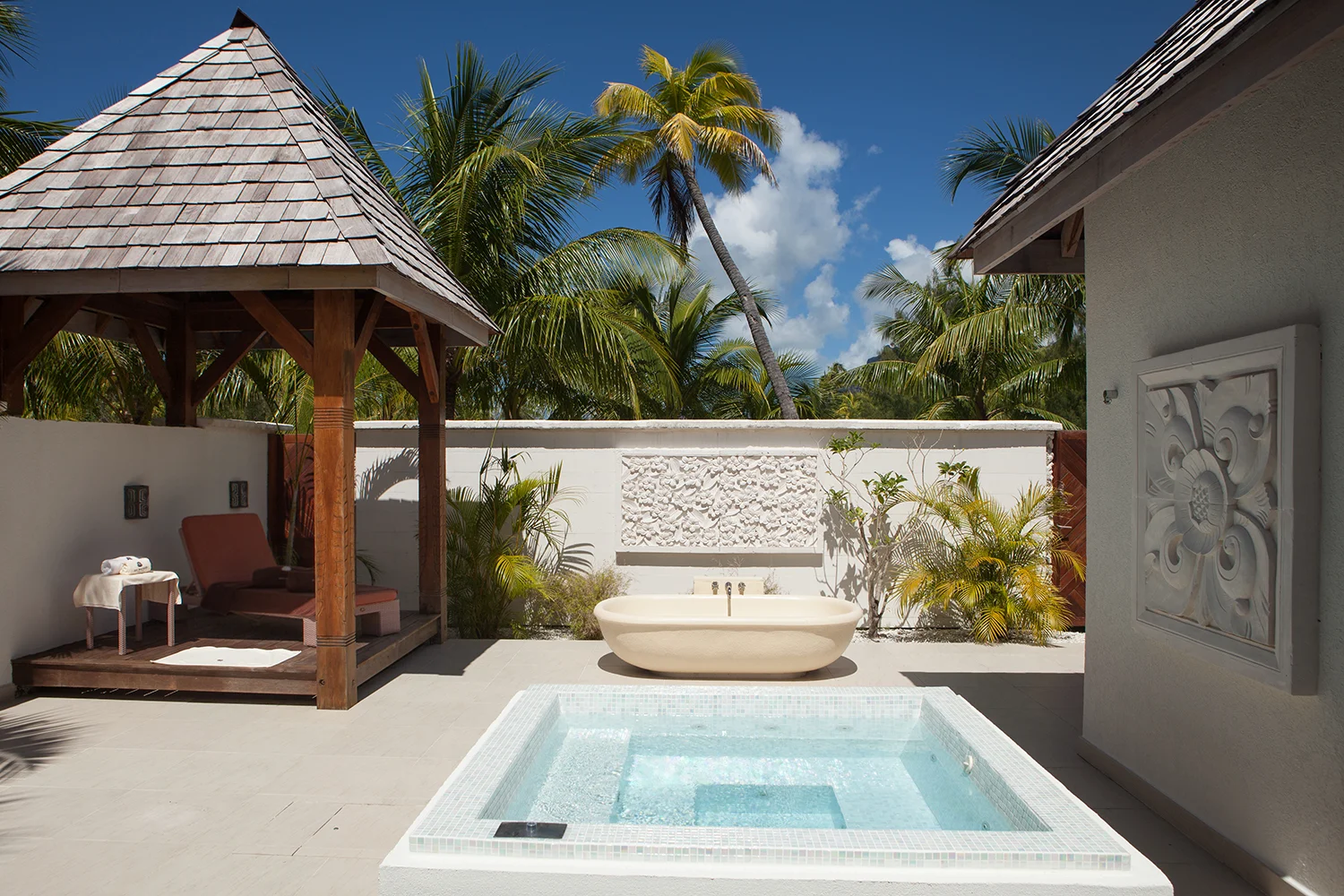 Spa Profile: Miri Miri Spa by Clarins at The St. Regis Bora Bora Resort