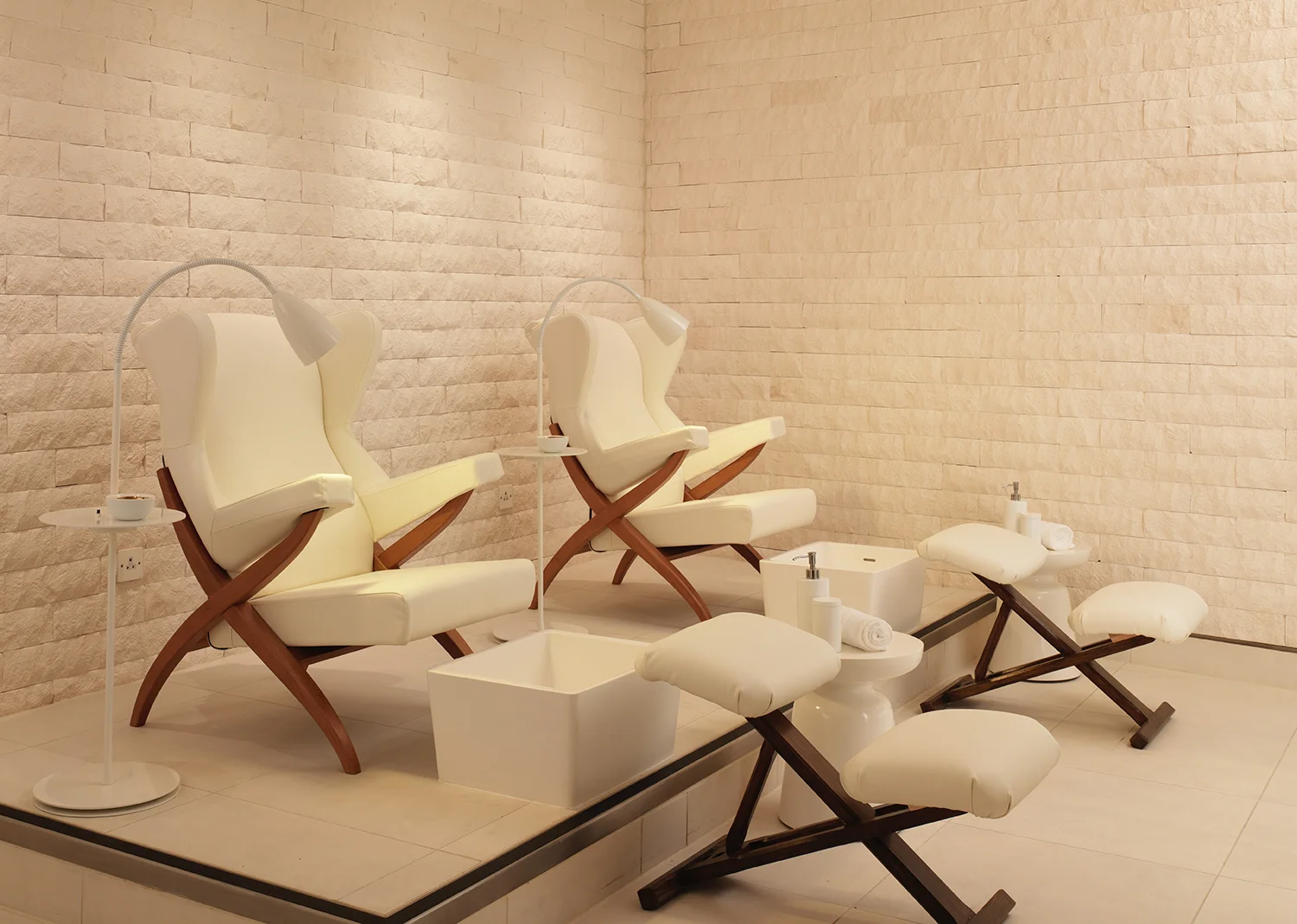 The Glamour Lounge.