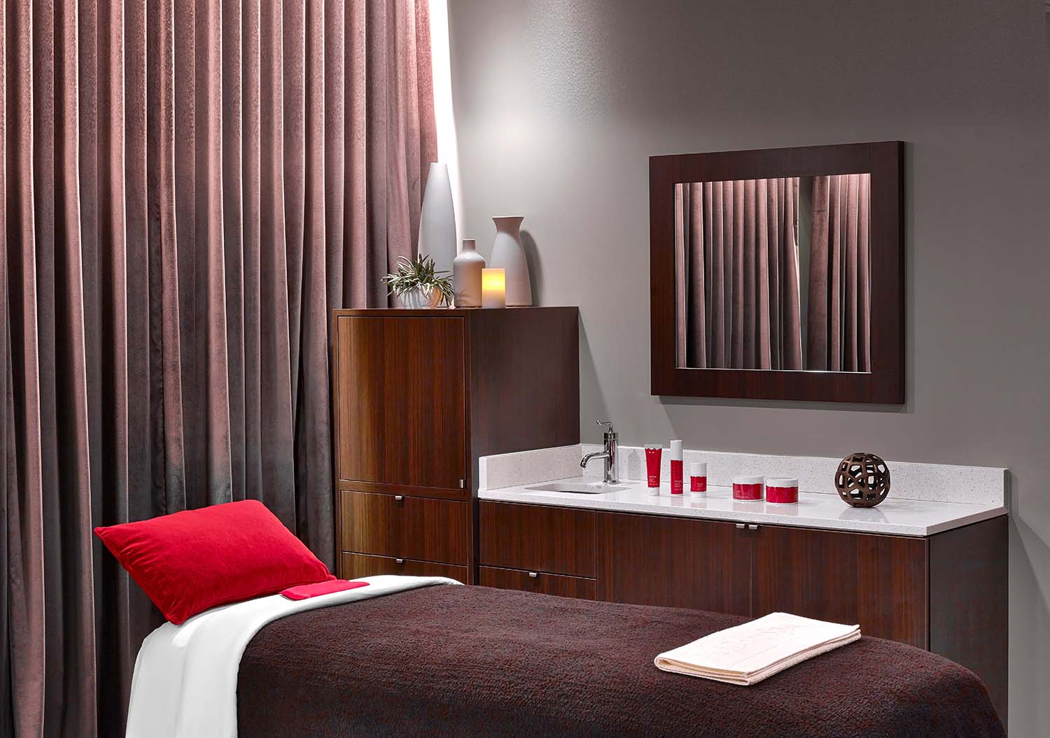 The Red Door Salon And Spa Launches Cbd Enhanced Services