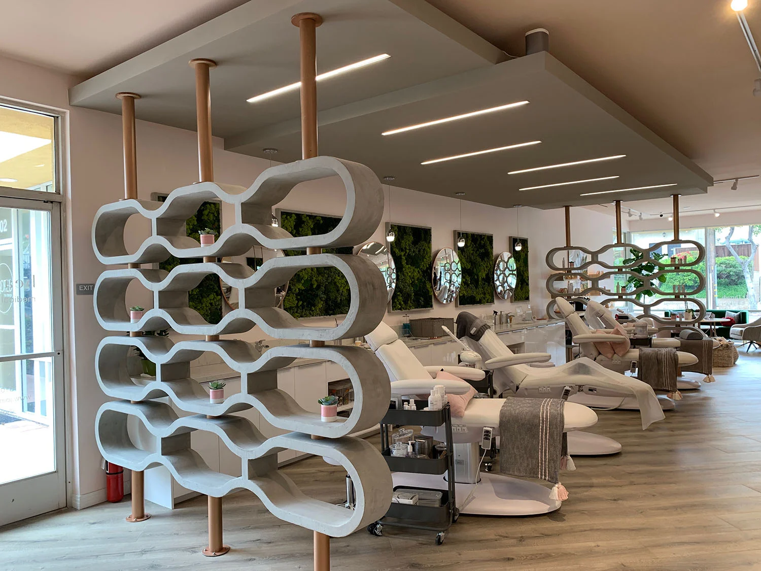 Another view of the facial treatment area.