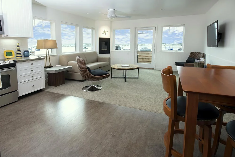 Harbor-Front-Suites.jpg