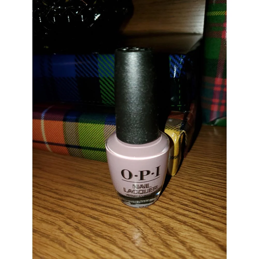 You’ve Got that Glas-glow from the fall/winter OPI Scotland Collection