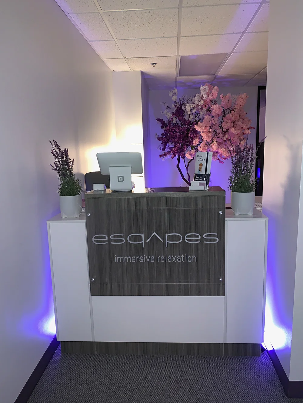 Esqapes is the world’s first virtuality massage center.