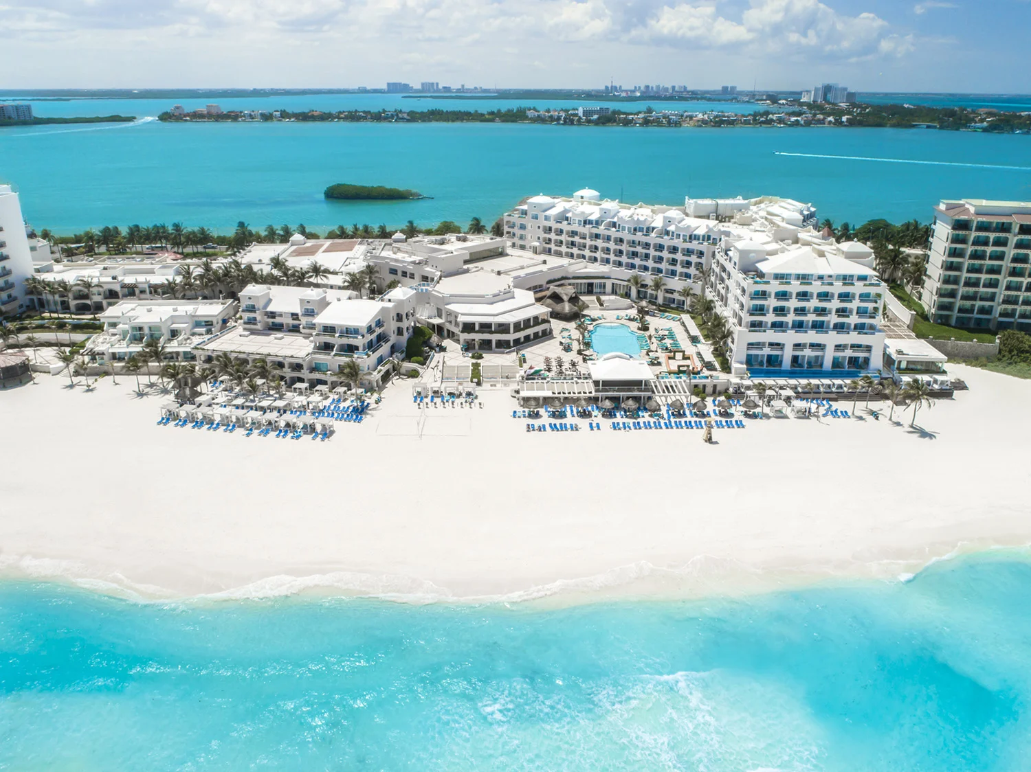 Panama Jack Resorts Cancun.