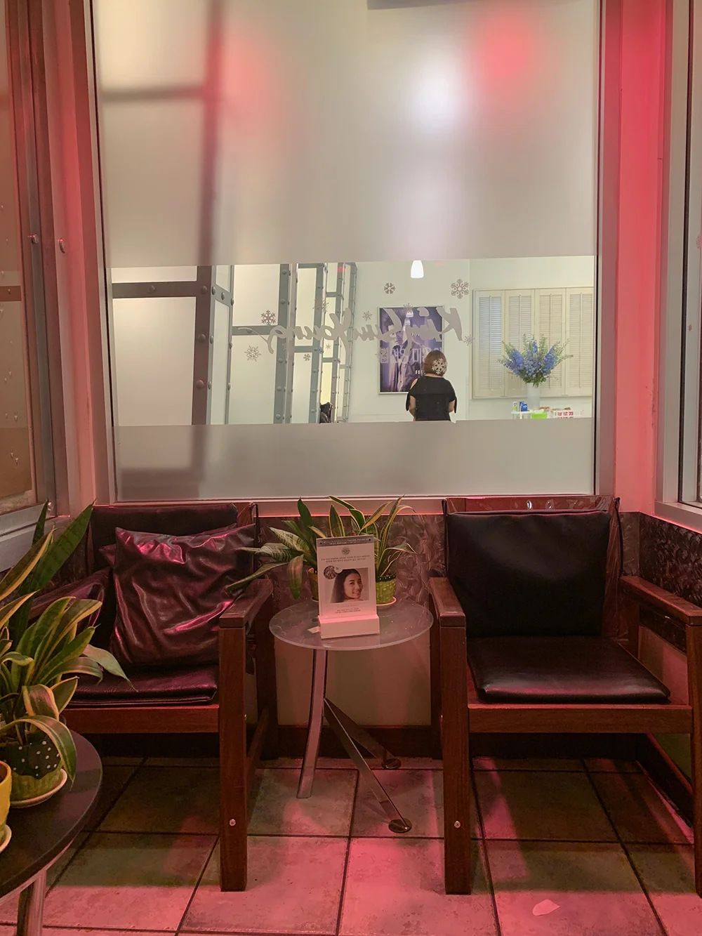 I enjoyed an OPI moisturizing hand treatment in the relaxation area before my blow-out.