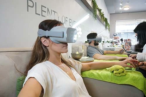 Bellacures Introduces Virtual Reality Manicures and Pedicures 