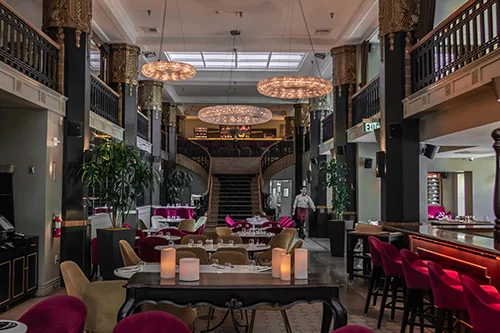 Le Petit Paris: The Perfect Date Night and Brunch Spot