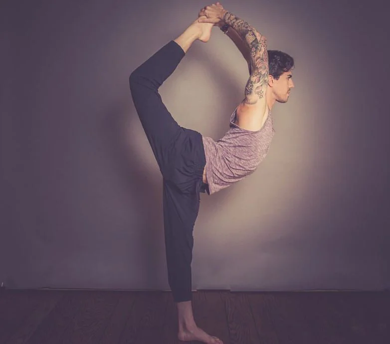 4 Yoga Poses to Calm, Stretch and Strengthen
