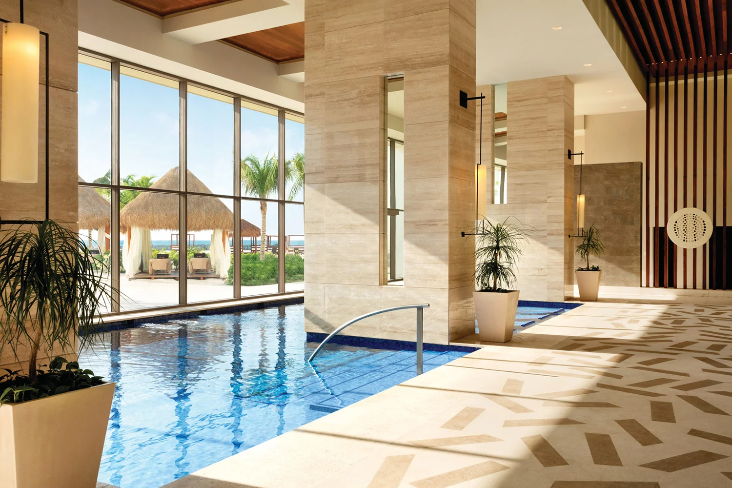 The spa’s hydrotherapy circuit faces the Caribbean Sea.
