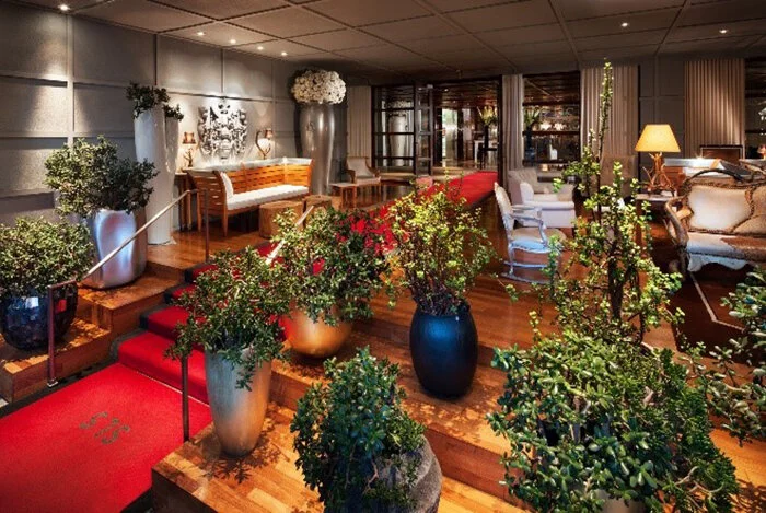 The SLS Hotel Beverly Hills Gets Into The Holiday Spirit with 12 Days of SLS: Seasonal Luxury Surprises