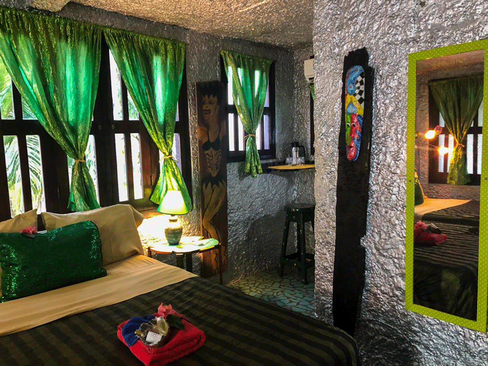 Hotel-Room-at-Belize-Resort-and-Spa.jpg