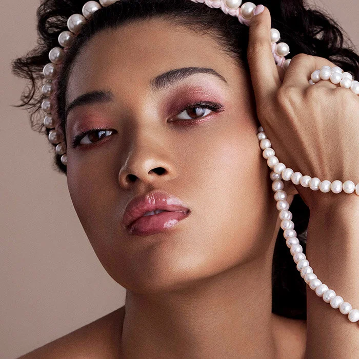 A look at Stila’s Bohemian Renaissance Collection with Must-Have Makeup Tips from Charlie Riddle