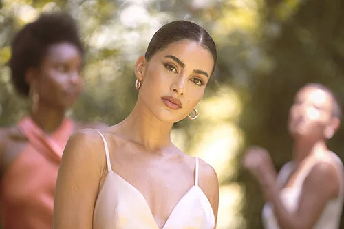 Meet Elaluz: the Brand-New Luxury Beauty Line by Global Influencer Camila Coelho