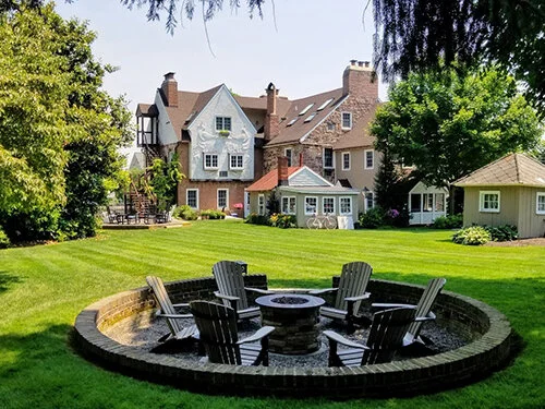Historic Smithton Inn Launches "WIFI &amp; WINE" Workation Package