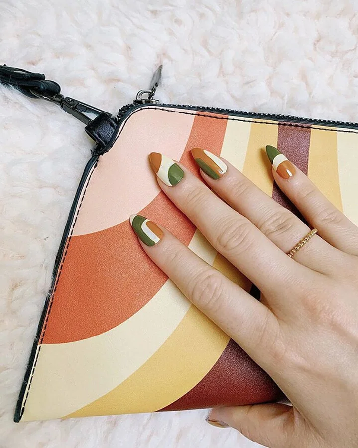 '70s-Inspired Nail Polish Colors and Designs