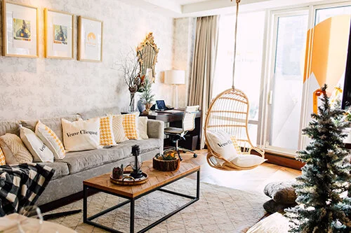 Enjoy the Ultimate Luxury Stay in Shangri-La Hotel, Toronto's Veuve Clicquot Champagne Suite