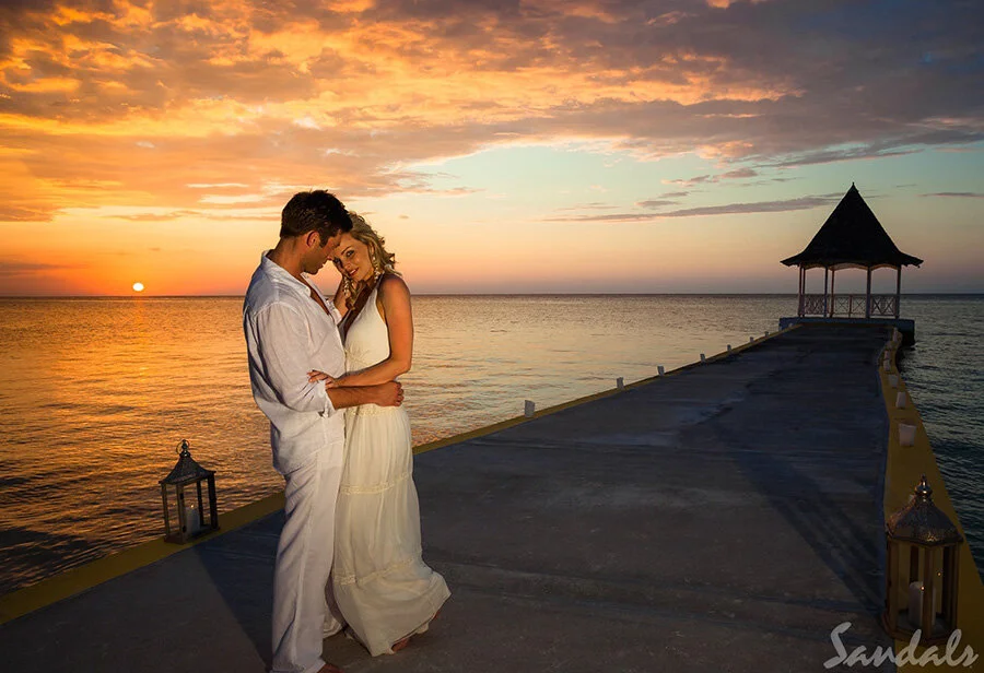 How to Plan a Honeymoon During a Pandemic