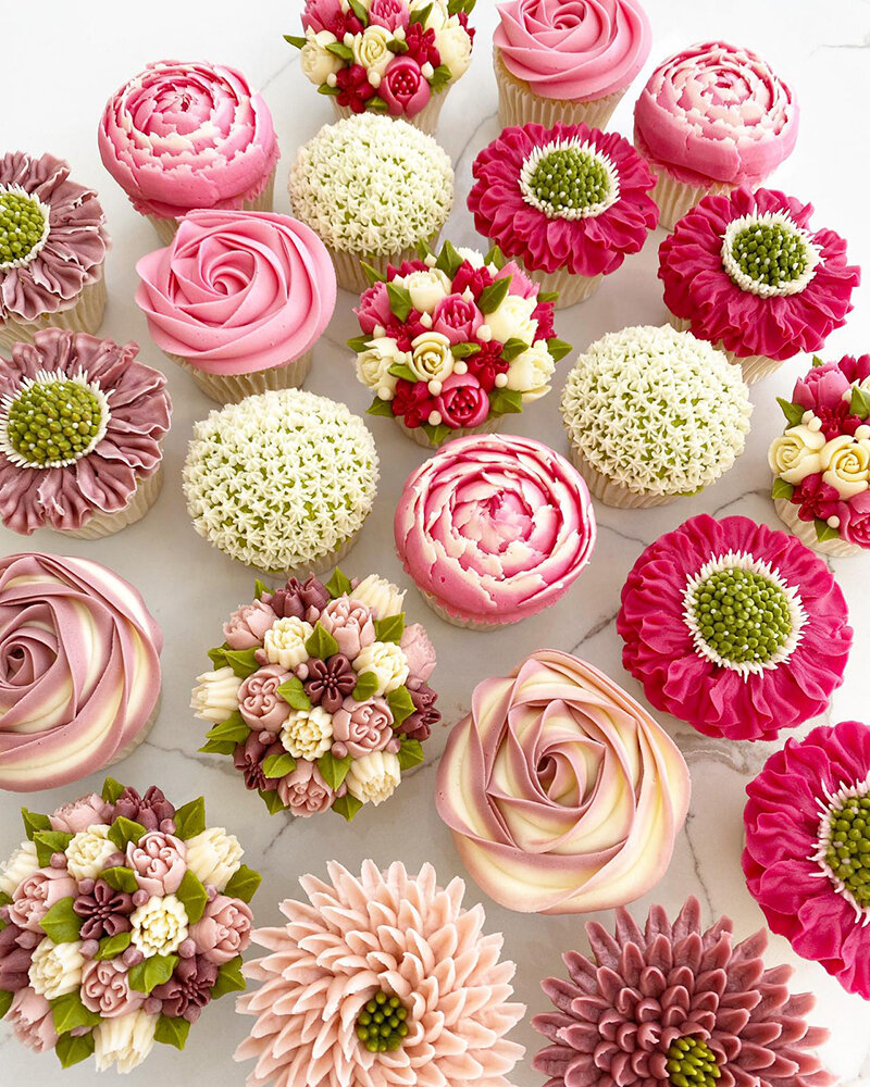 Meet Kerry Roberts: Cupcake Artist and Creator of Kerry’s Bouqcakes
