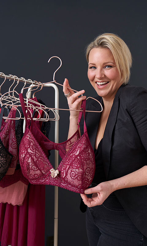 AnaOno Founder Dana Donofree Designs Beautiful Lingerie for Breast Cancer  Survivors — Spa and Beauty Today